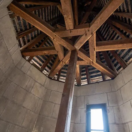 Le Donjon De Plumereau شقة