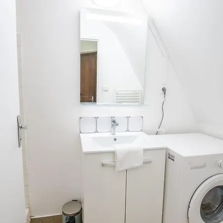 Le Donjon De Plumereau Apartamento *